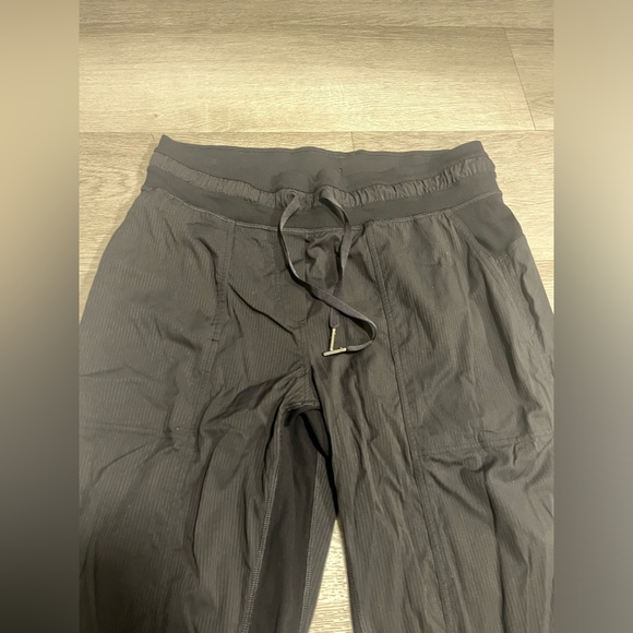 Lululemon Dance Studio Crop - Picture 2 of 3